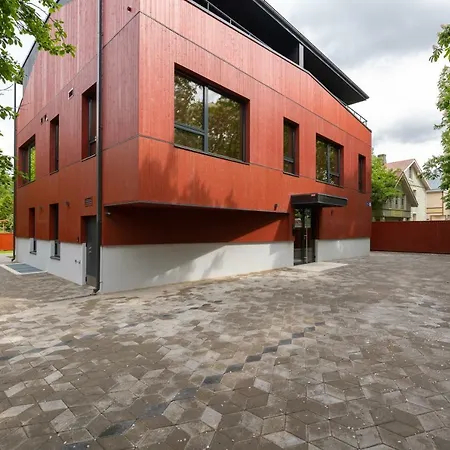 Self-check-in 2 Bedroom With A Terrace And Free Parking Korter *