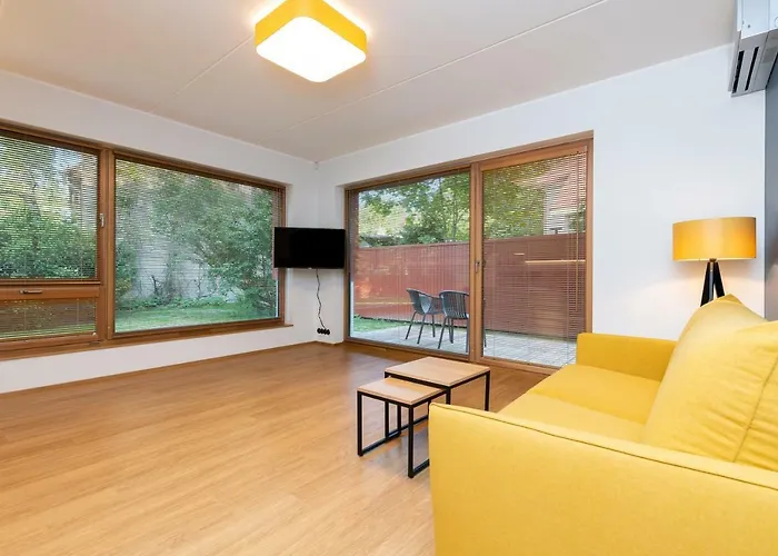 Self-check-in 2 Bedroom With A Terrace And Free Parking تالين