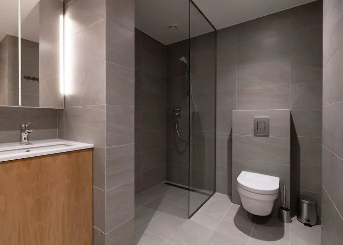 Self-check-in 2 Bedroom With A Terrace And Free Parking Apartment *